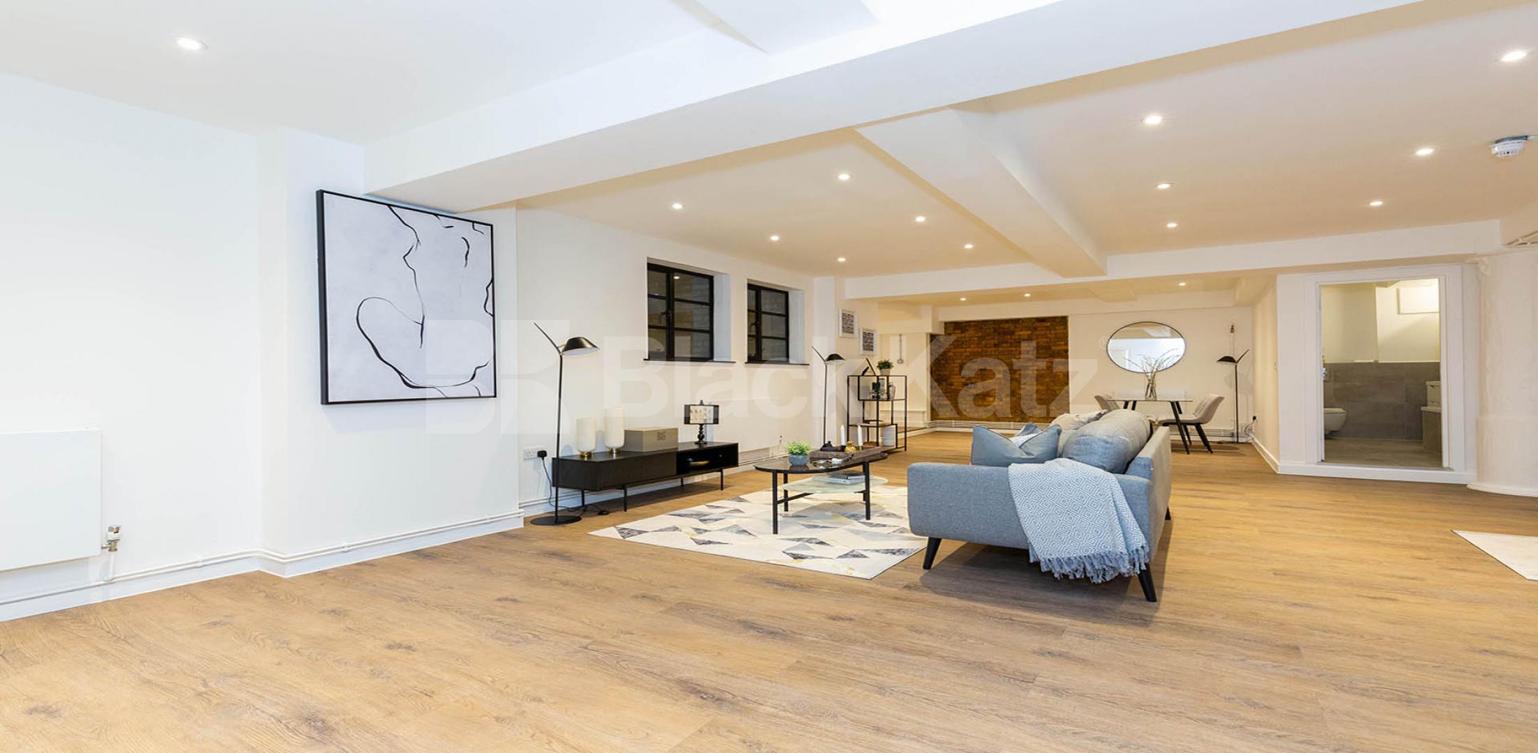 Studio apartment with loft style features in a modern private development  Tyssen Street - Springfield House, Dalston